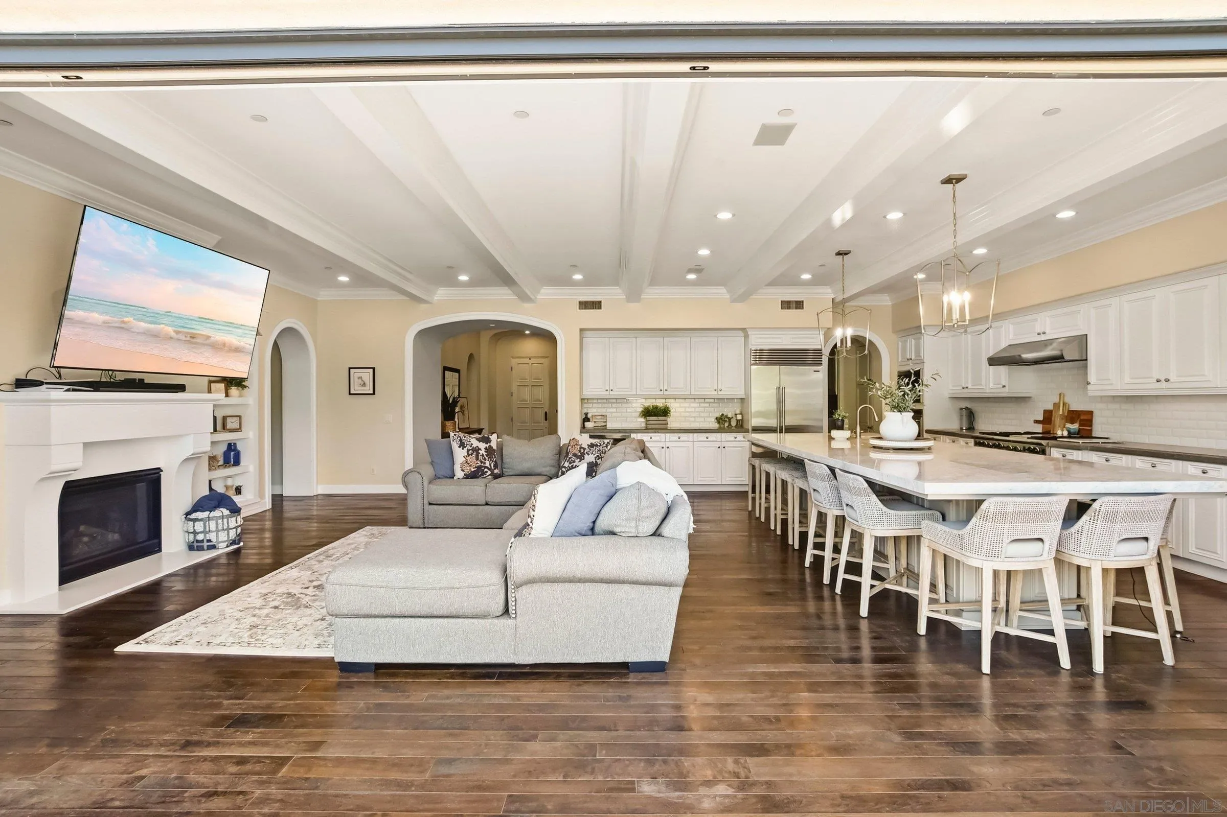 8114 Lazy River Rd