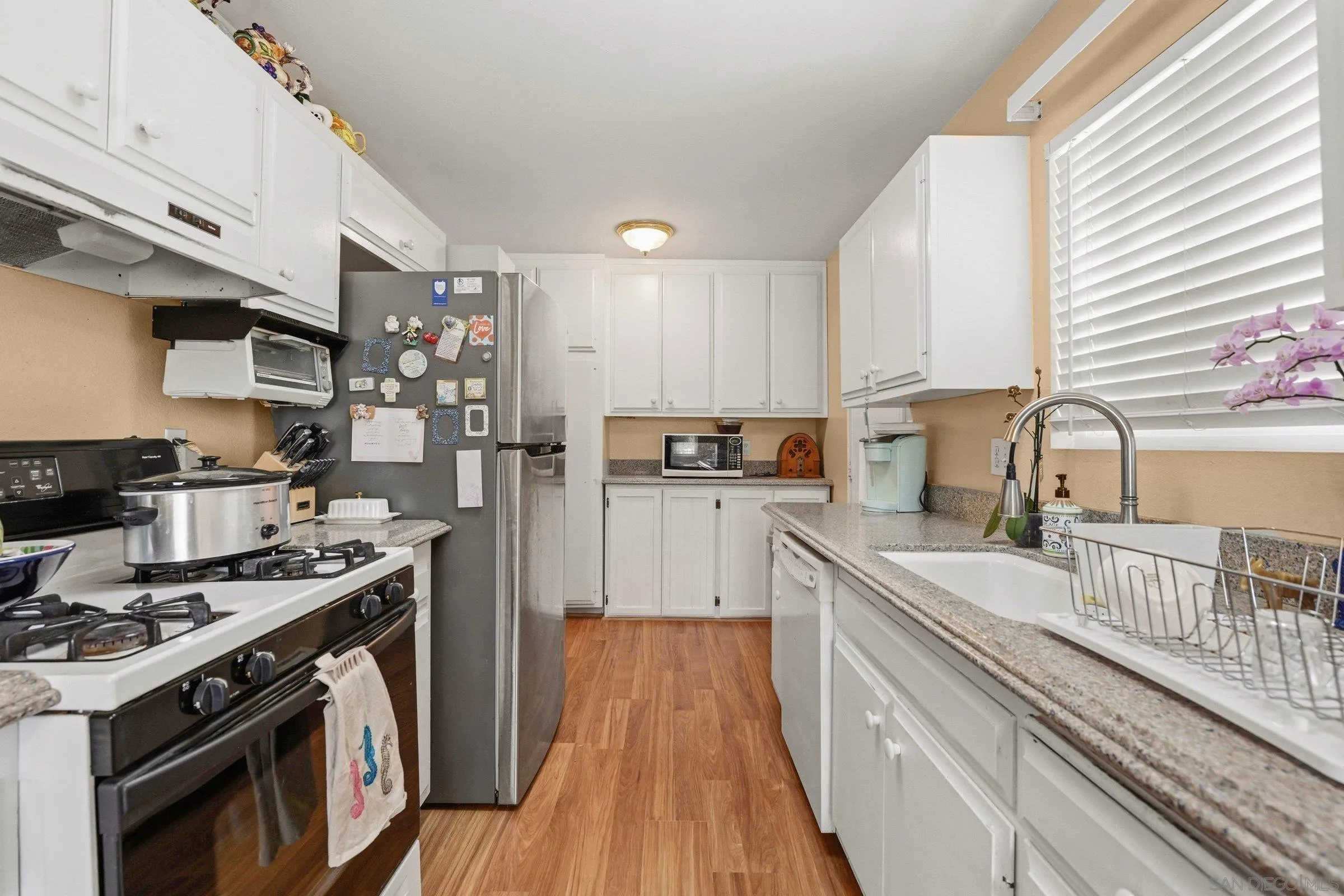 3719 Mira Pacific Dr