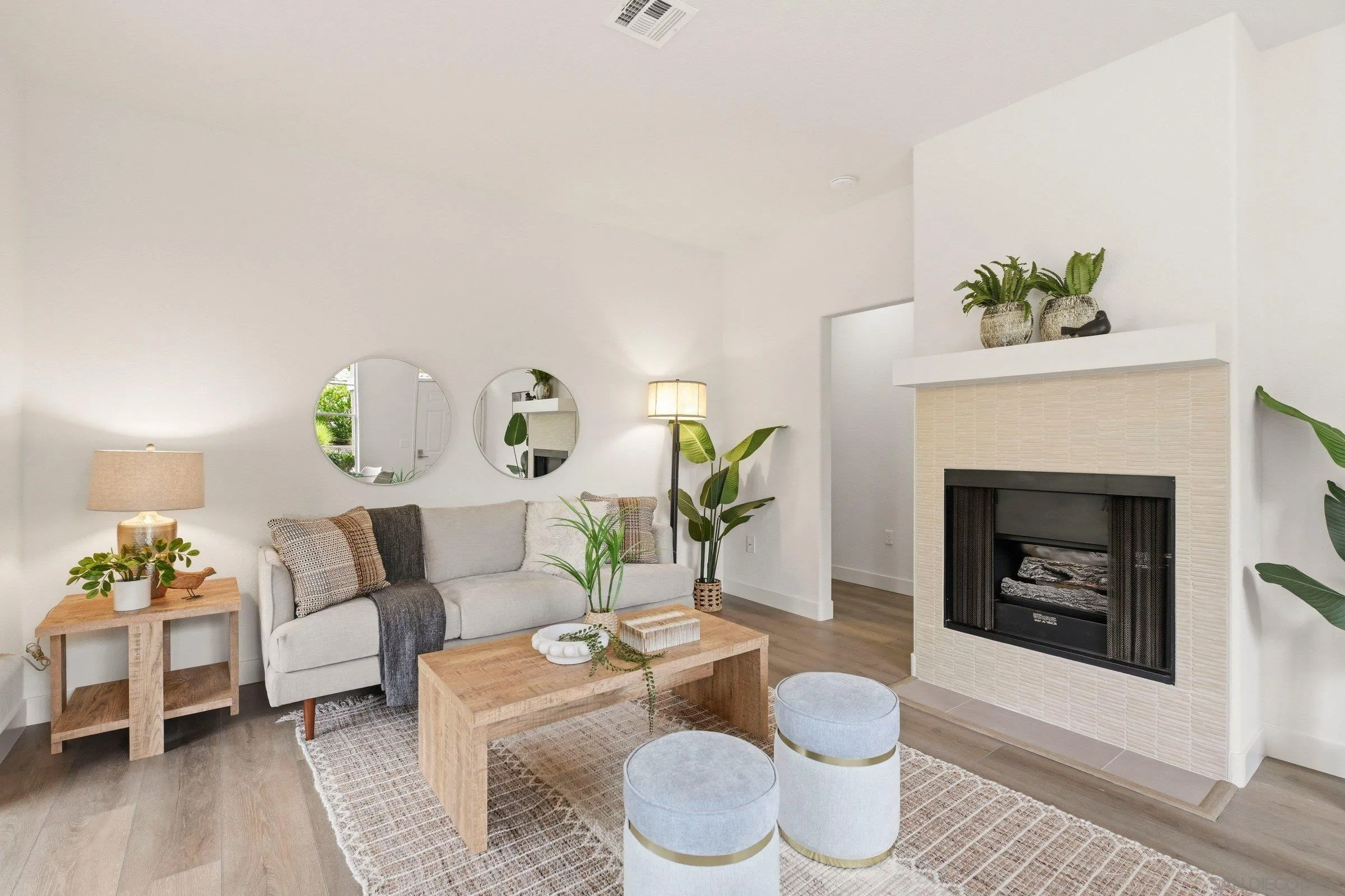 3504 Caminito El Rincon Unit 5