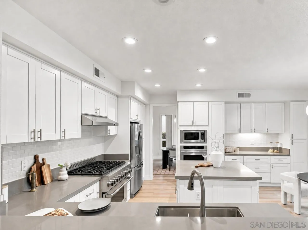 17221 N Woodson Ct