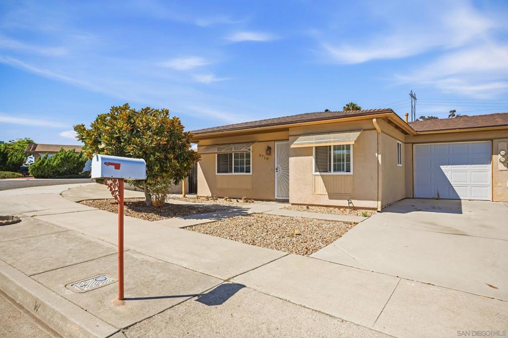 3719 Mira Pacific Dr