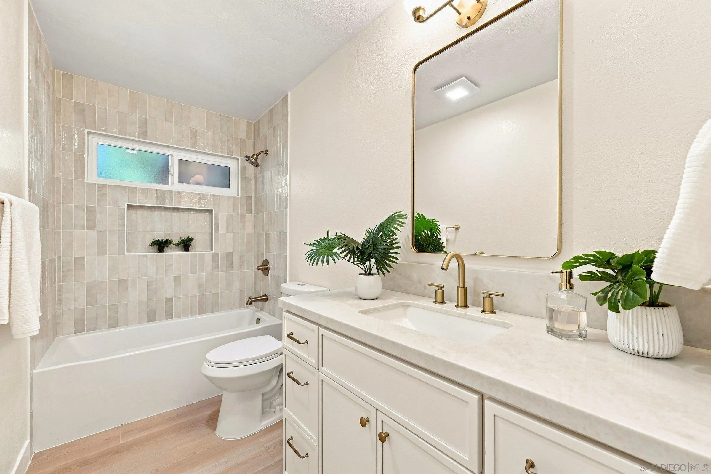 3497 Heatherwood Dr.