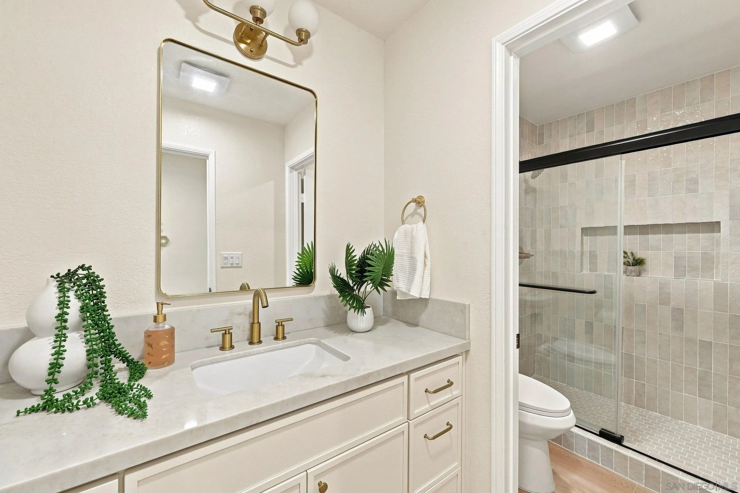 3497 Heatherwood Dr.
