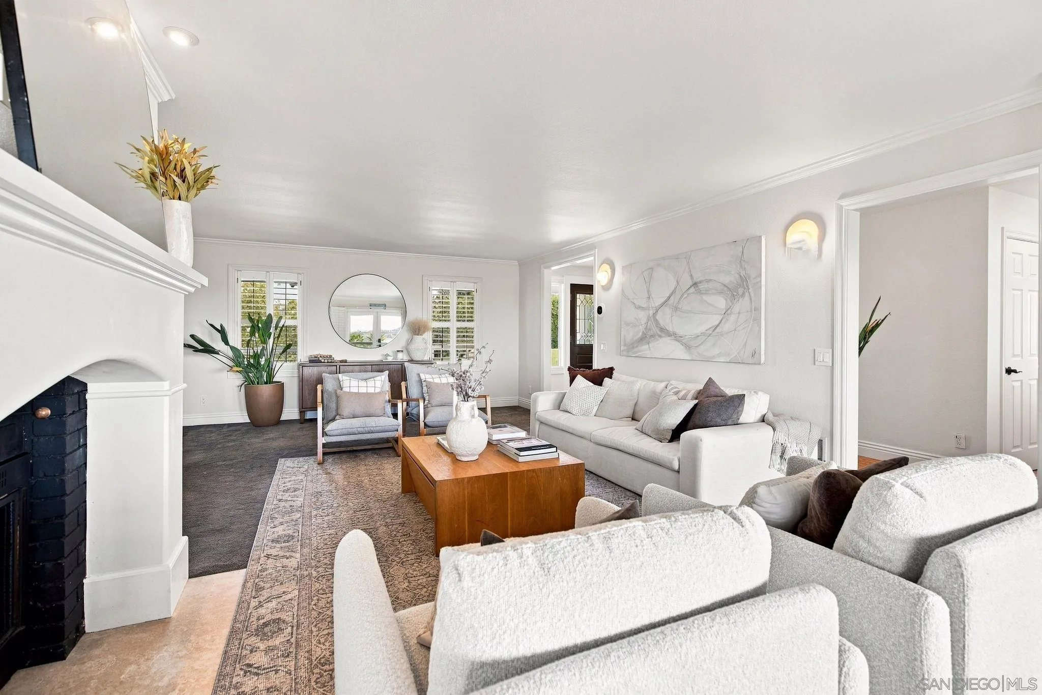 2613 Sunset Hills