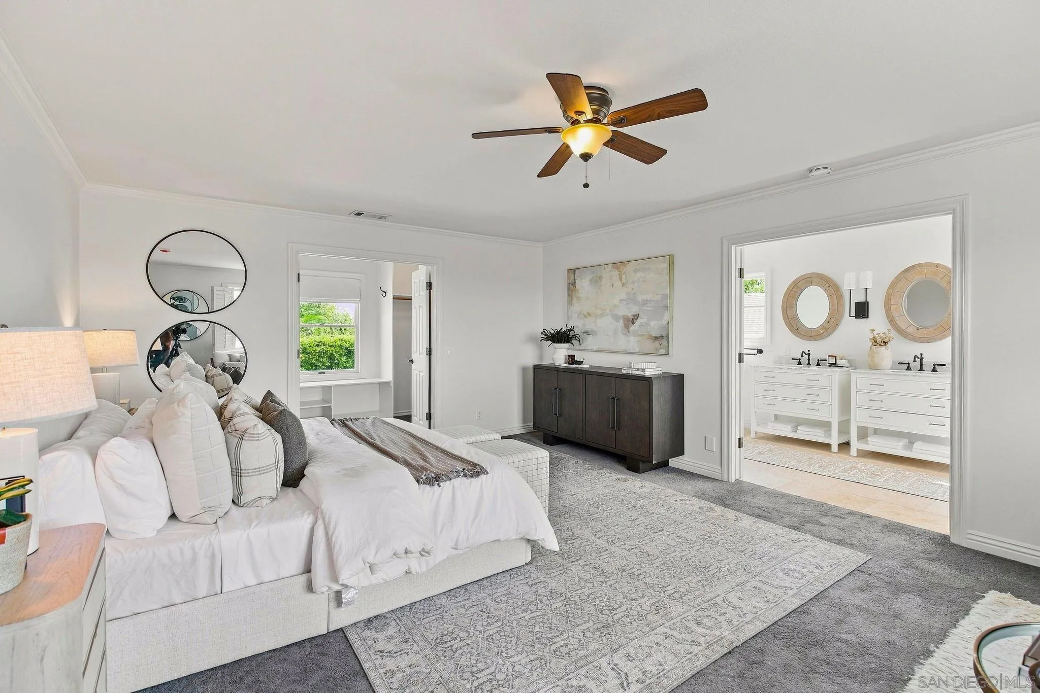 2613 Sunset Hills