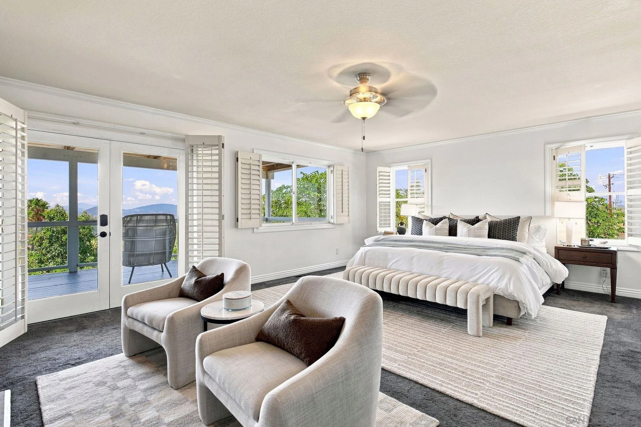 2613 Sunset Hills