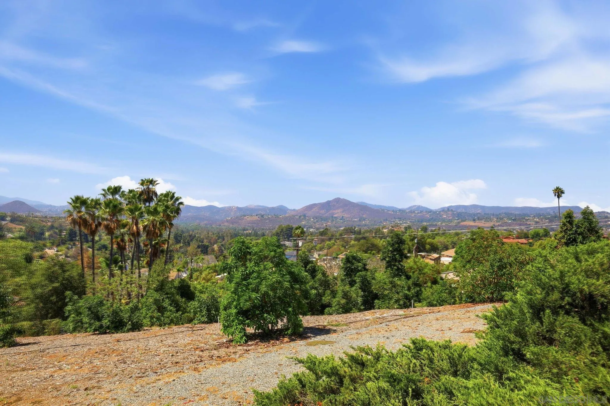 2613 Sunset Hills