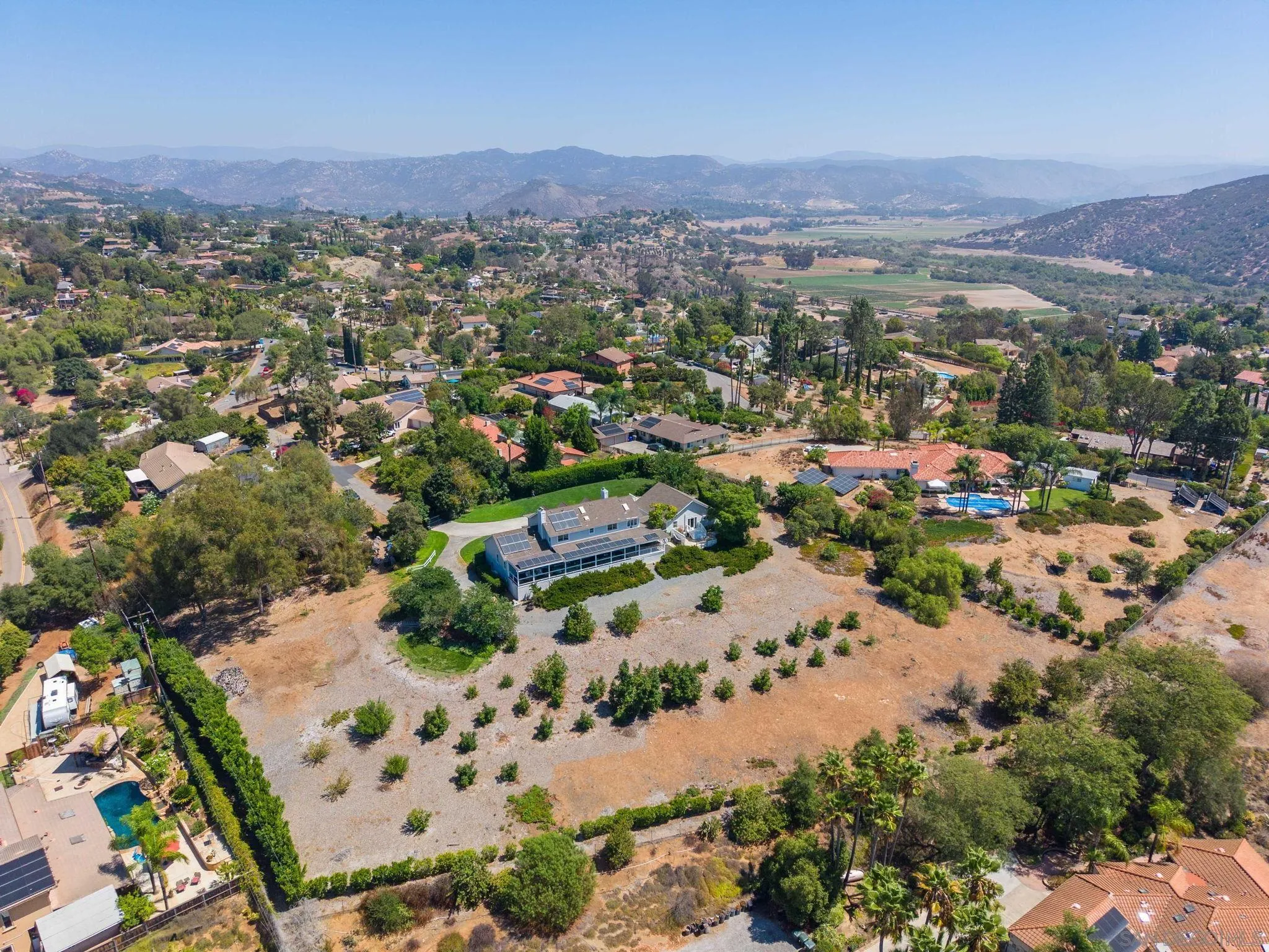 2613 Sunset Hills