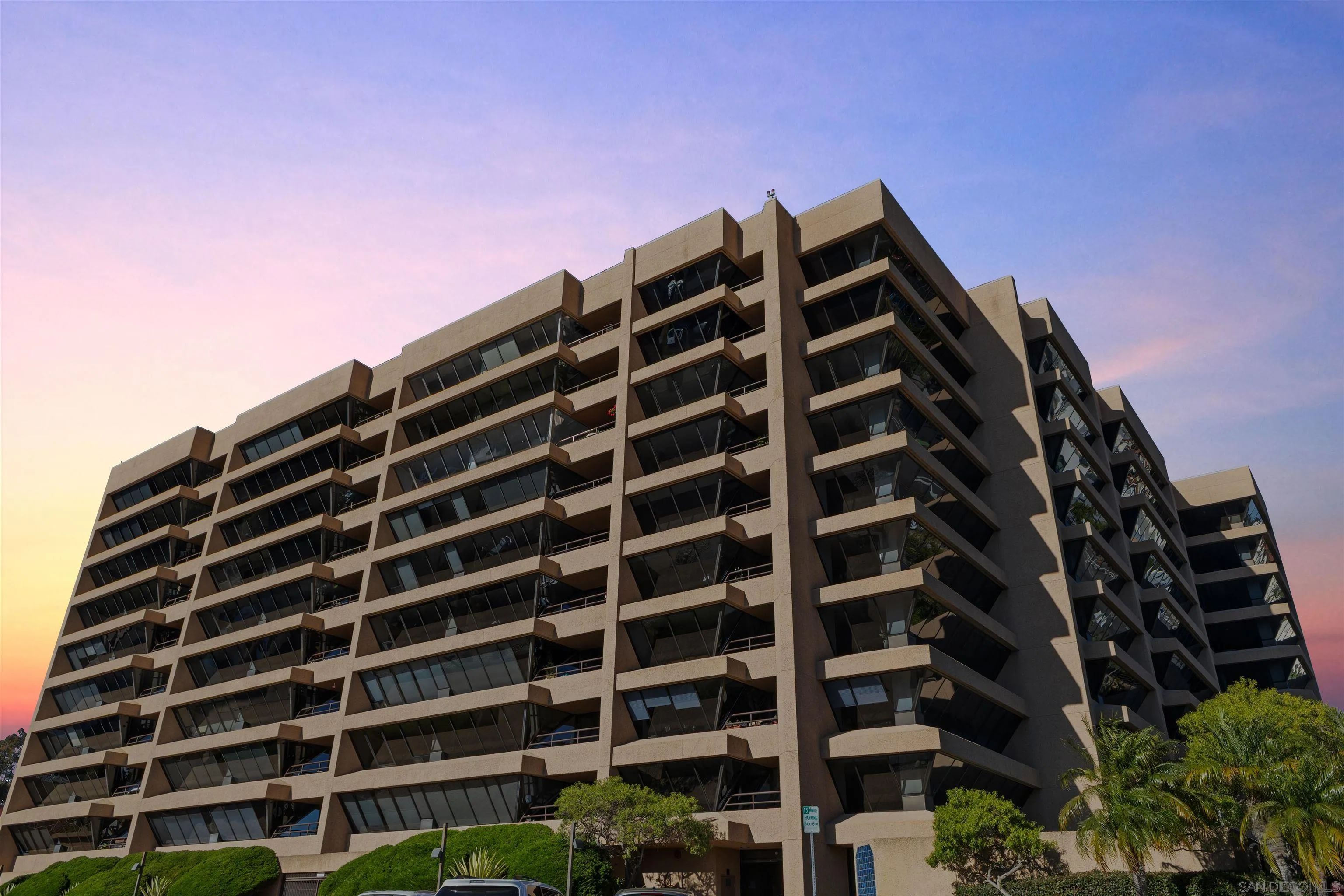 230 W Laurel St Unit 502