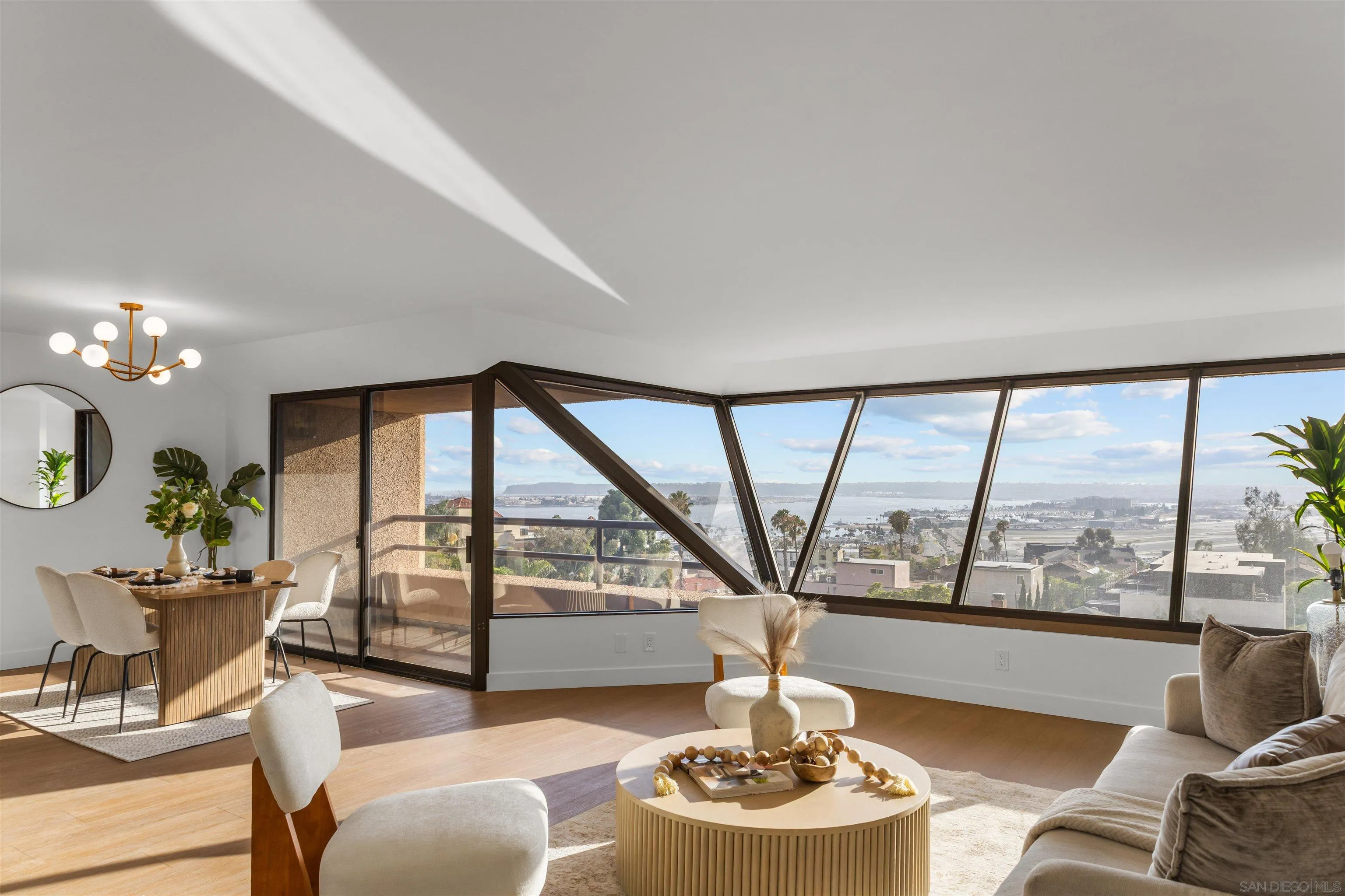 230 W Laurel St Unit 502