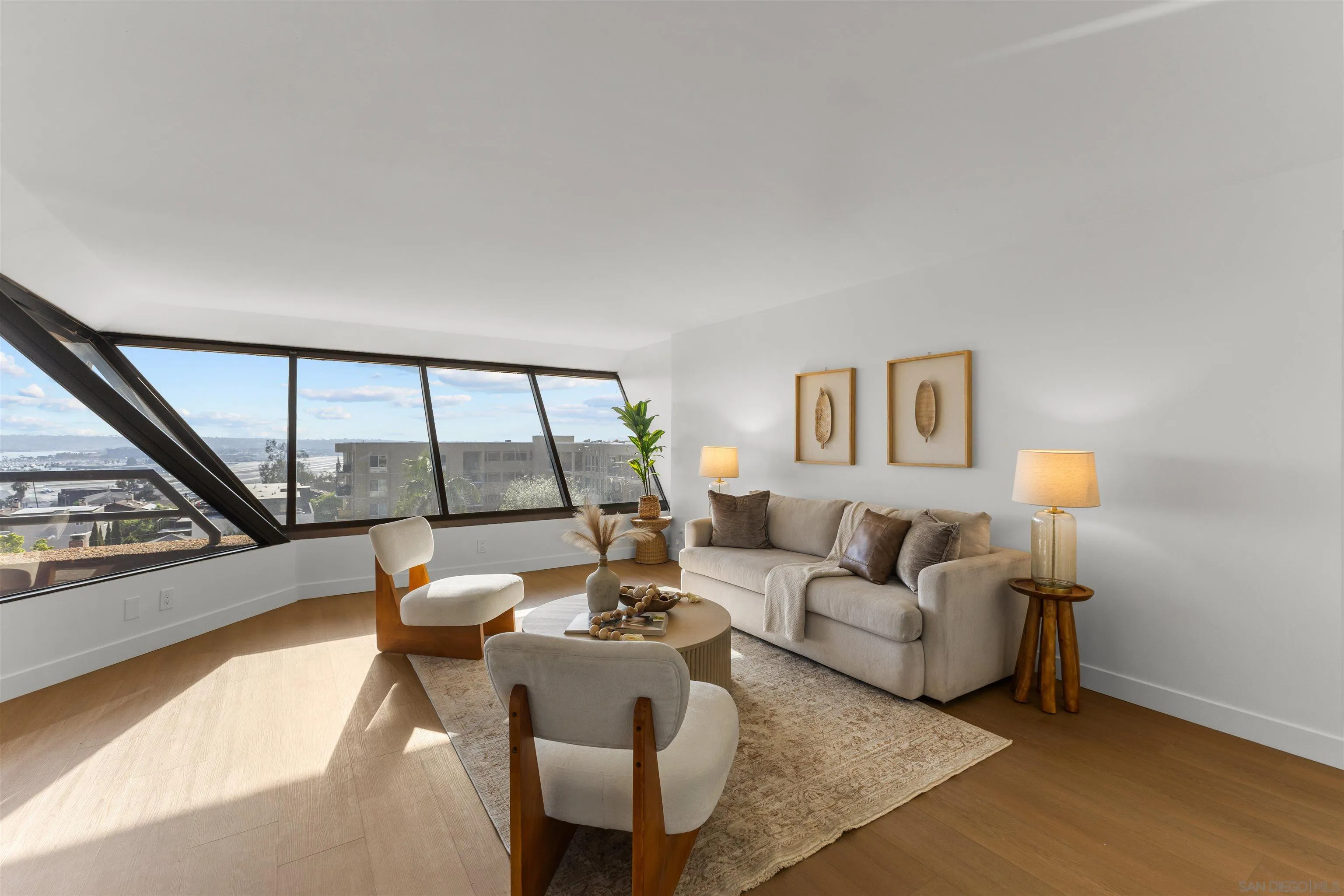 230 W Laurel St Unit 502