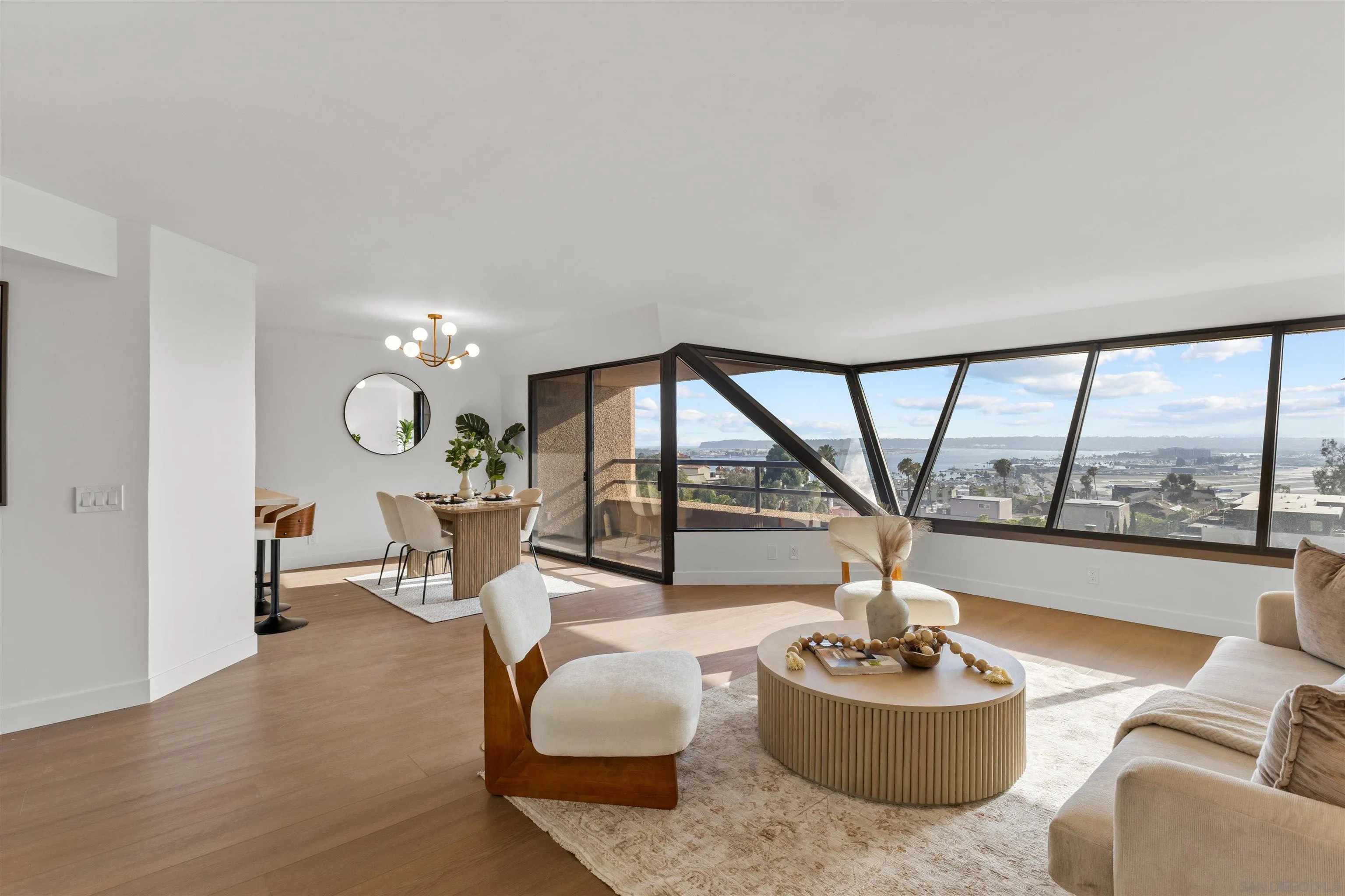 230 W Laurel St Unit 502
