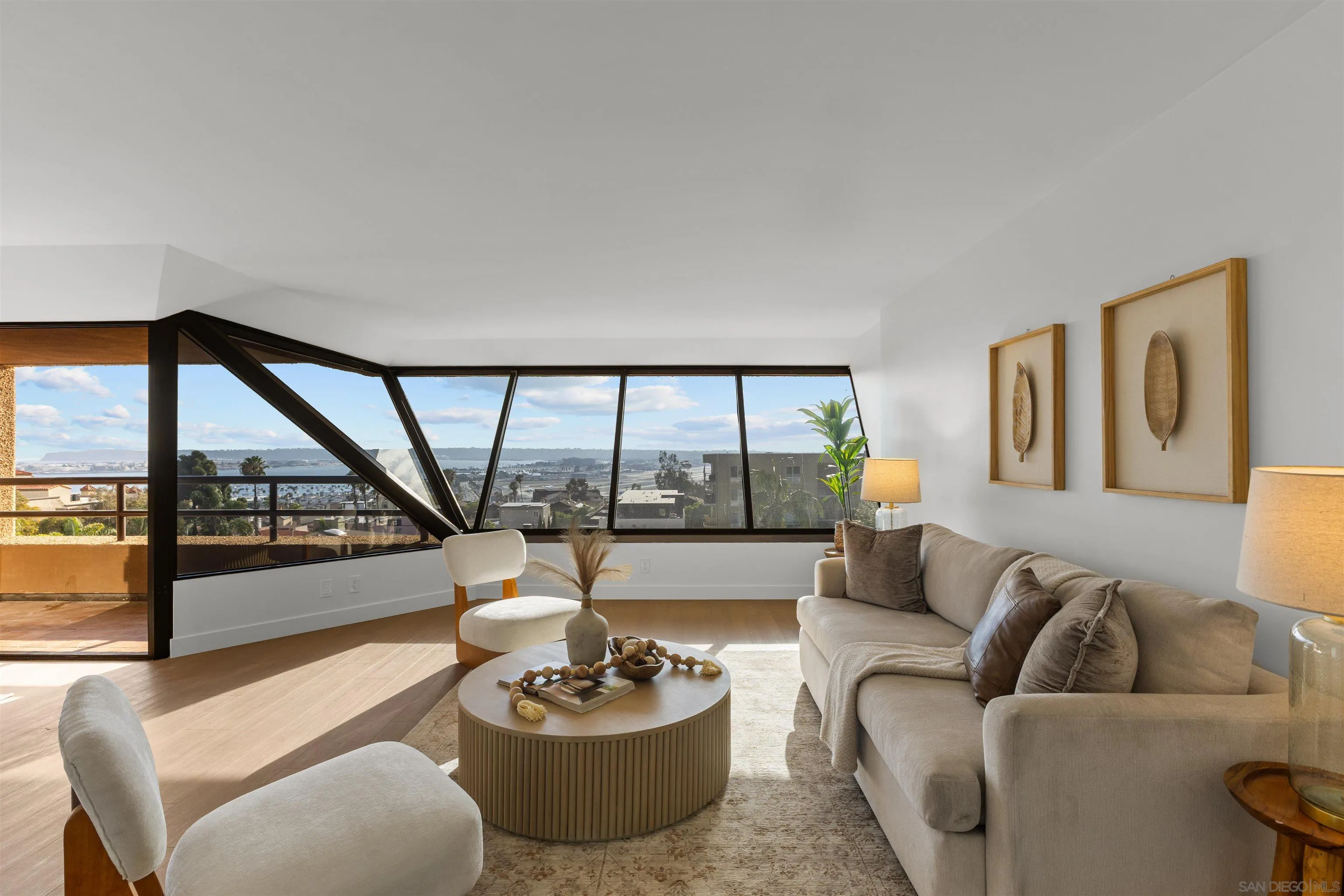 230 W Laurel St Unit 502