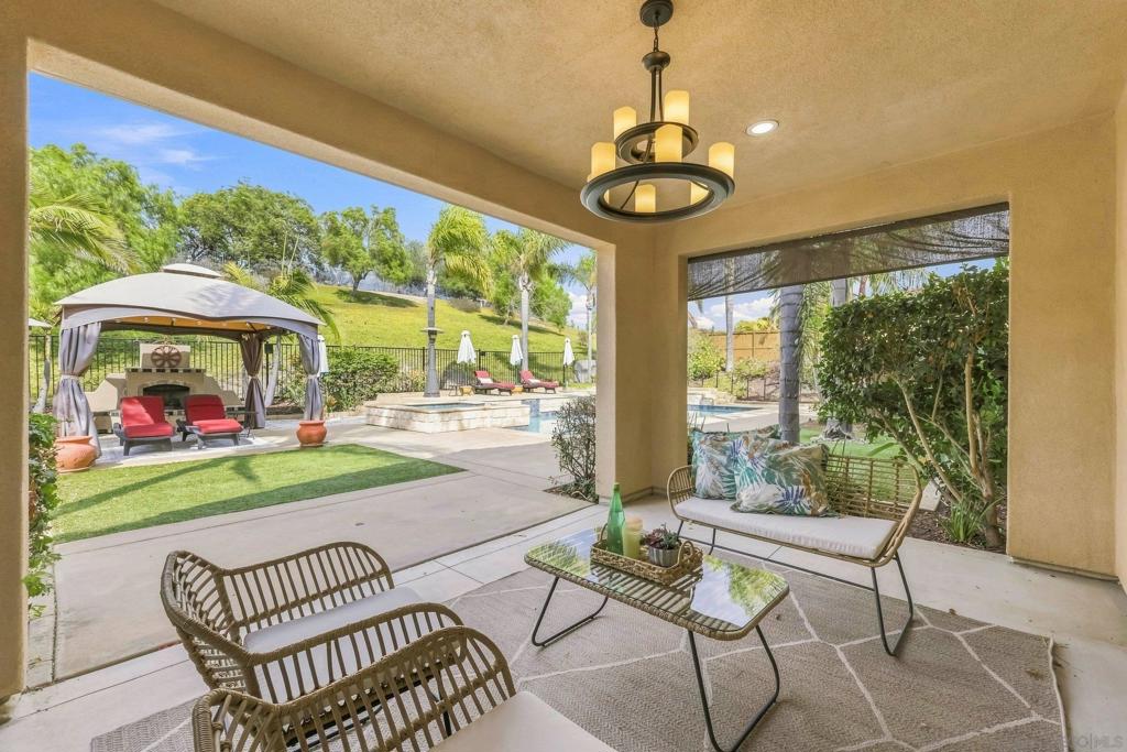 3051 Vineyard Way