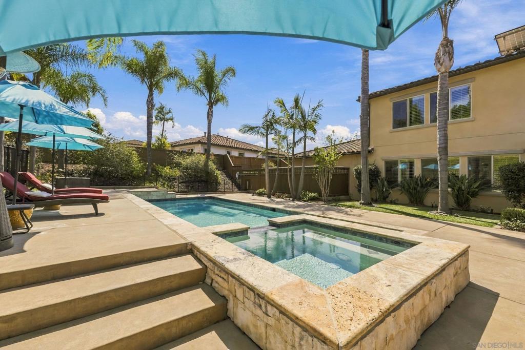 3051 Vineyard Way