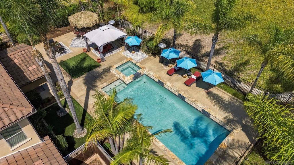 3051 Vineyard Way