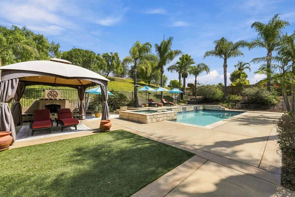 3051 Vineyard Way