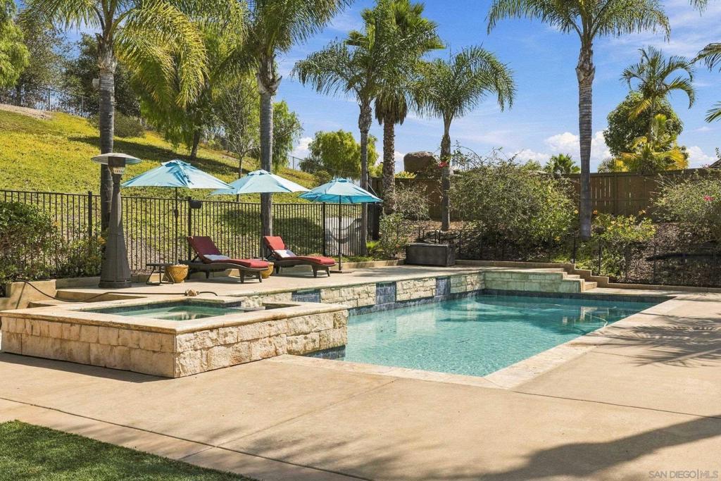 3051 Vineyard Way