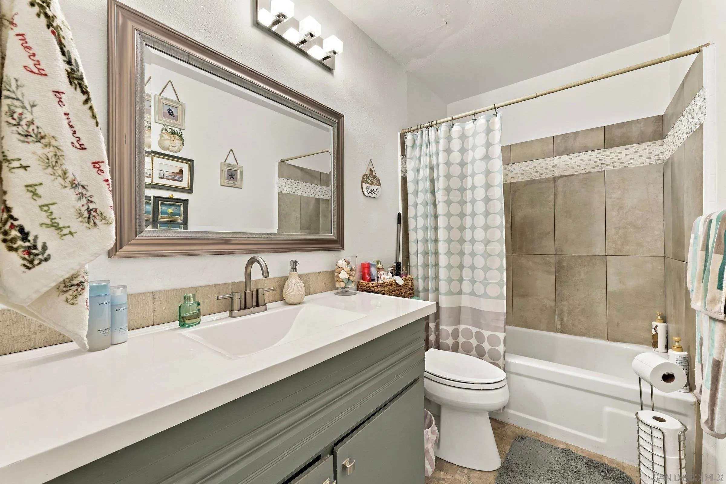 5155 W Point Loma Blvd Unit 4
