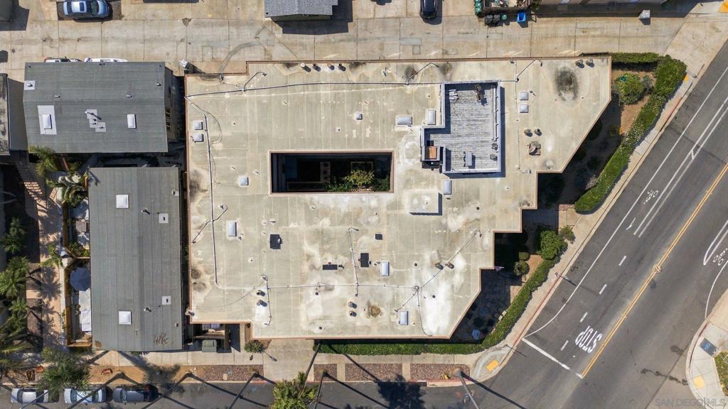 5155 W Point Loma Blvd 4