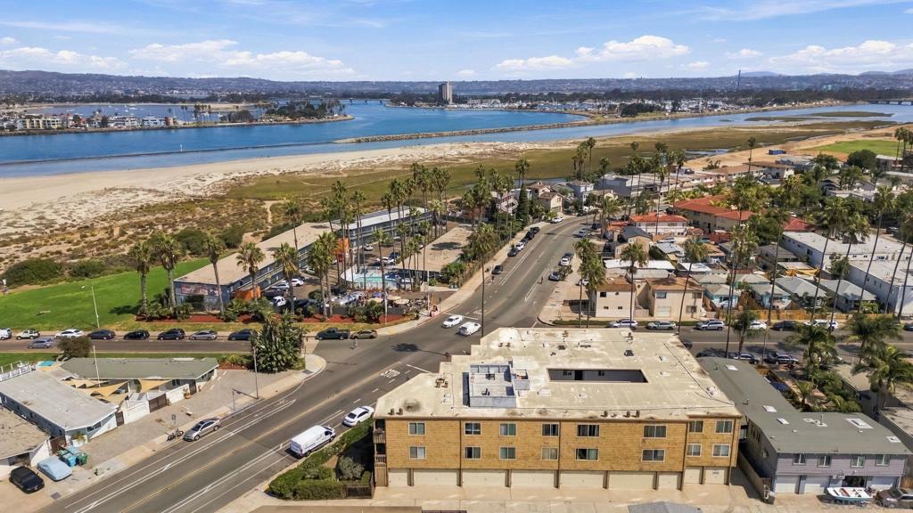 5155 W Point Loma Blvd 4