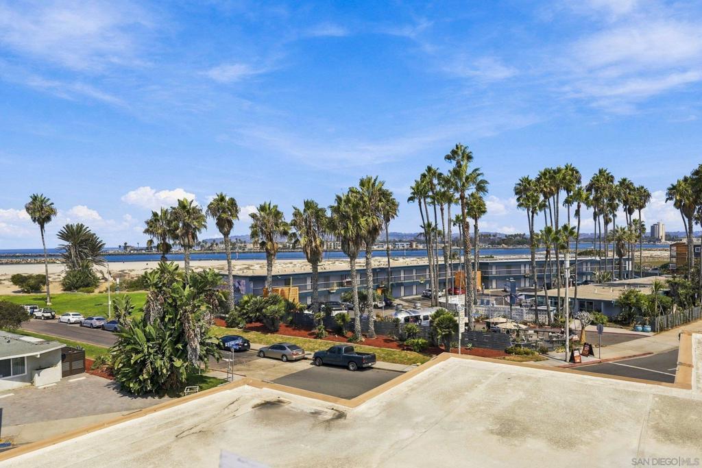 5155 W Point Loma Blvd 4