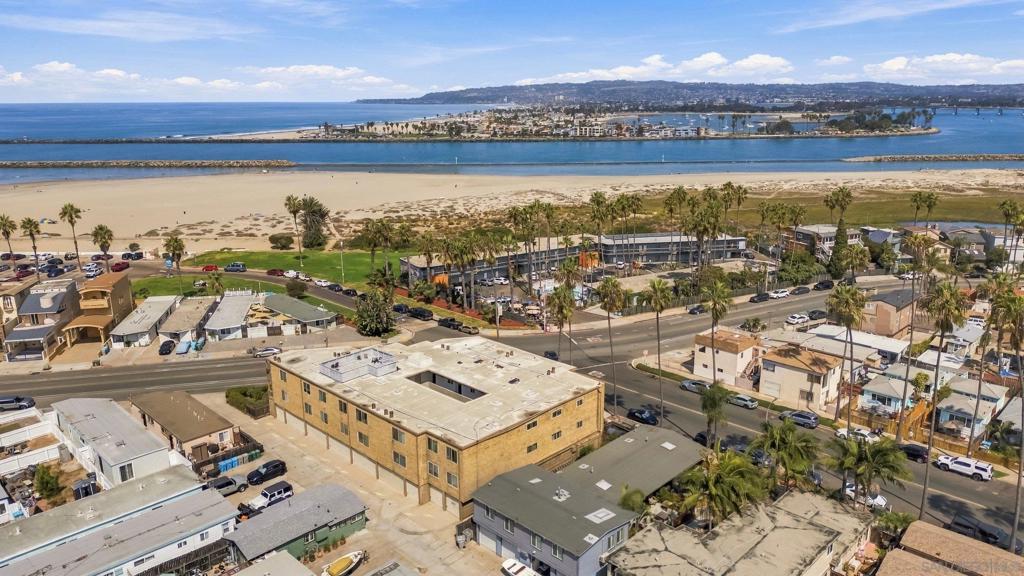 5155 W Point Loma Blvd 4