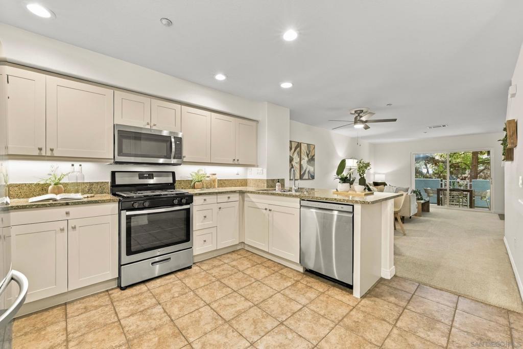 3531 Sandcastle Ln