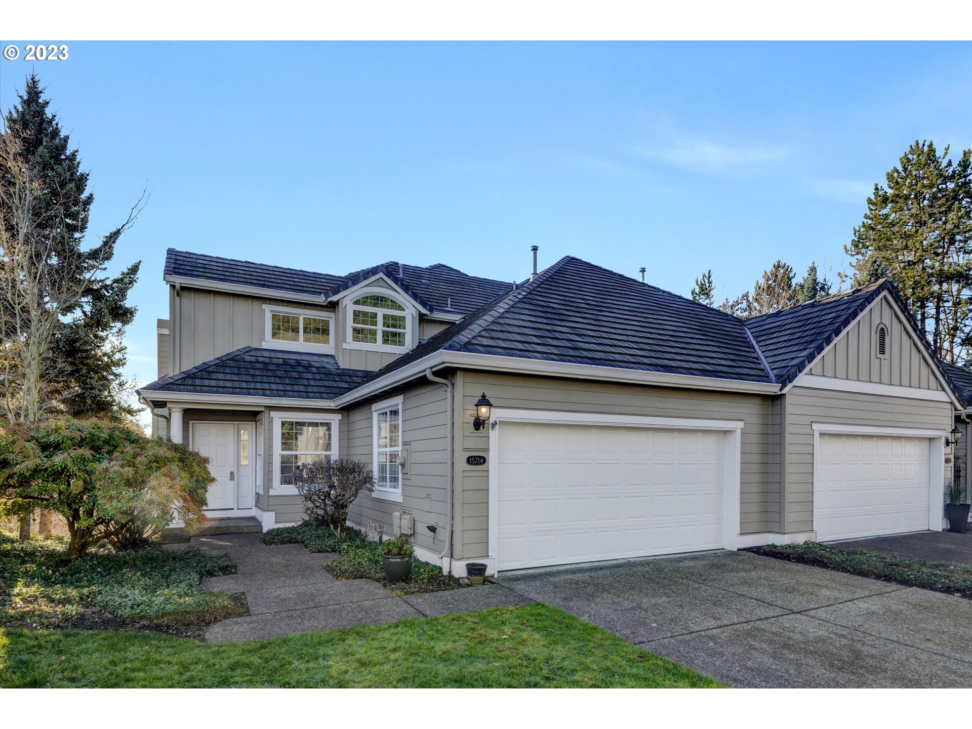 15714 NW CLUBHOUSE DR