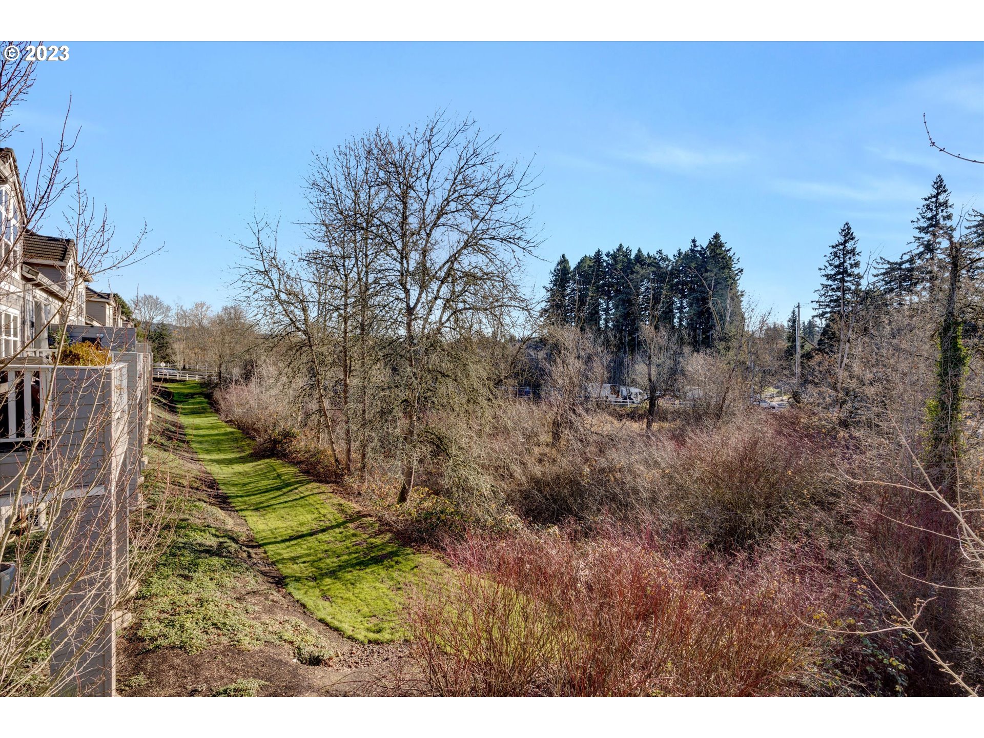 15714 NW CLUBHOUSE DR