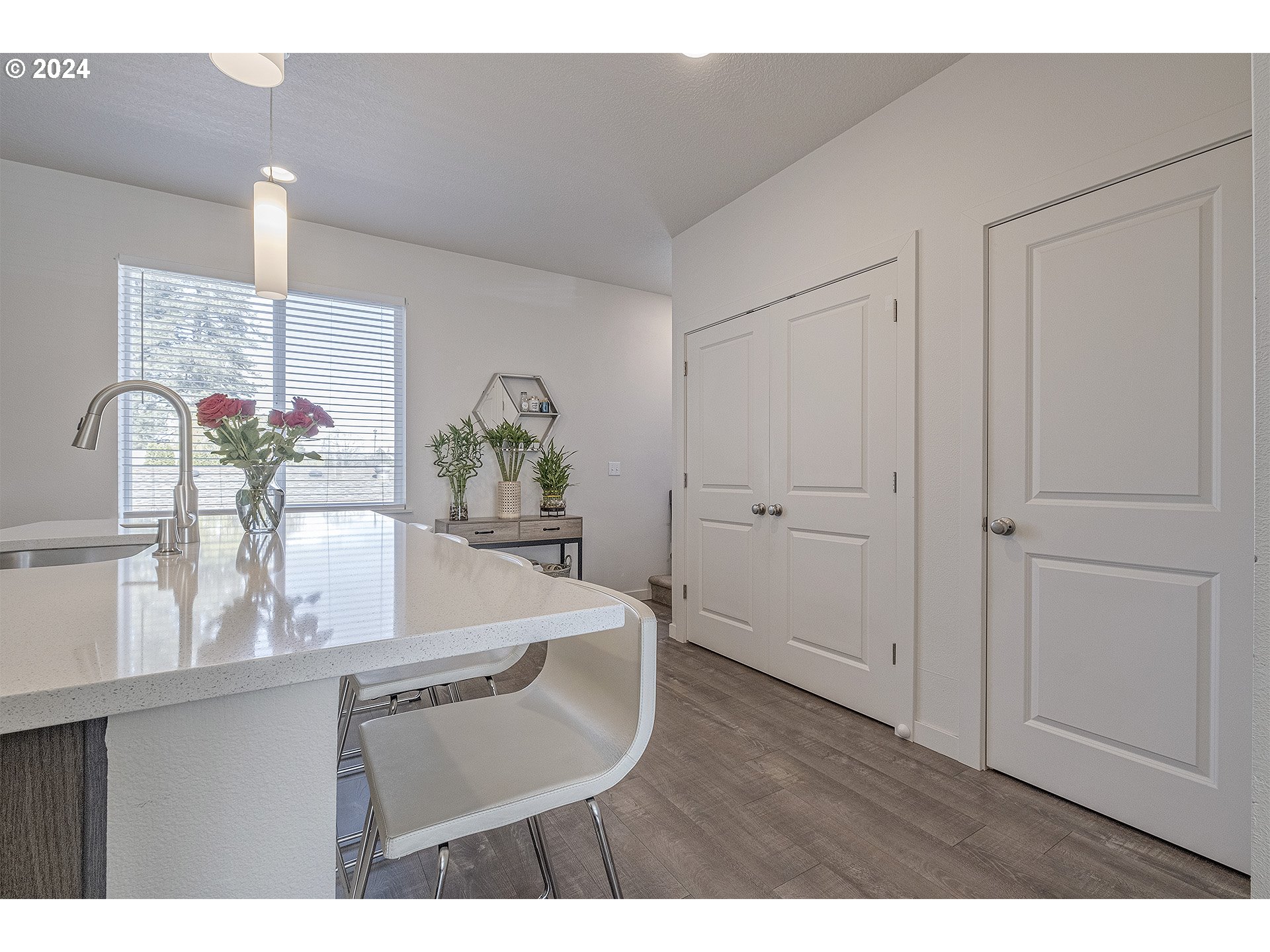 3810 SW EKIN TER