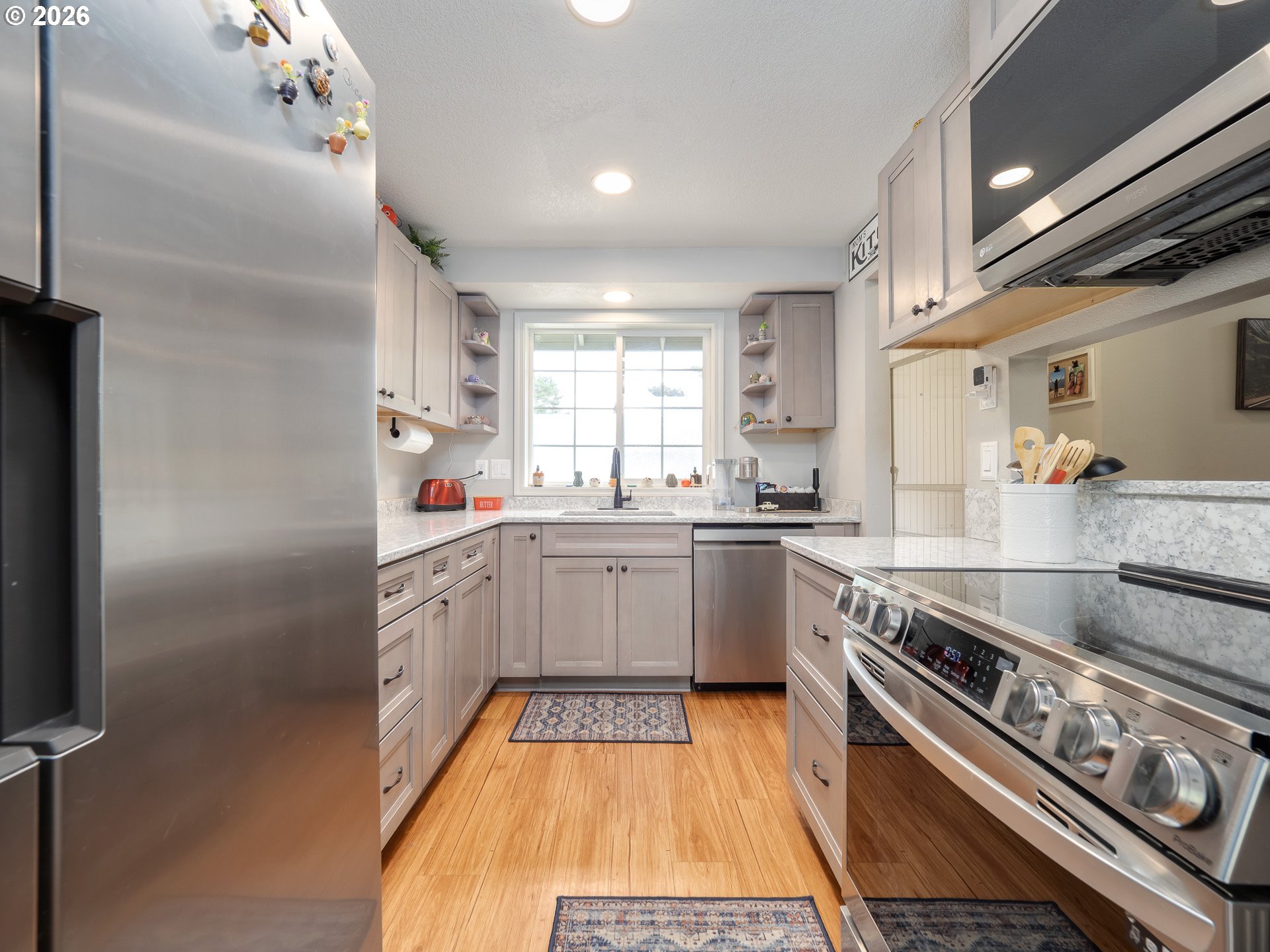 1002 W CHARLES ST