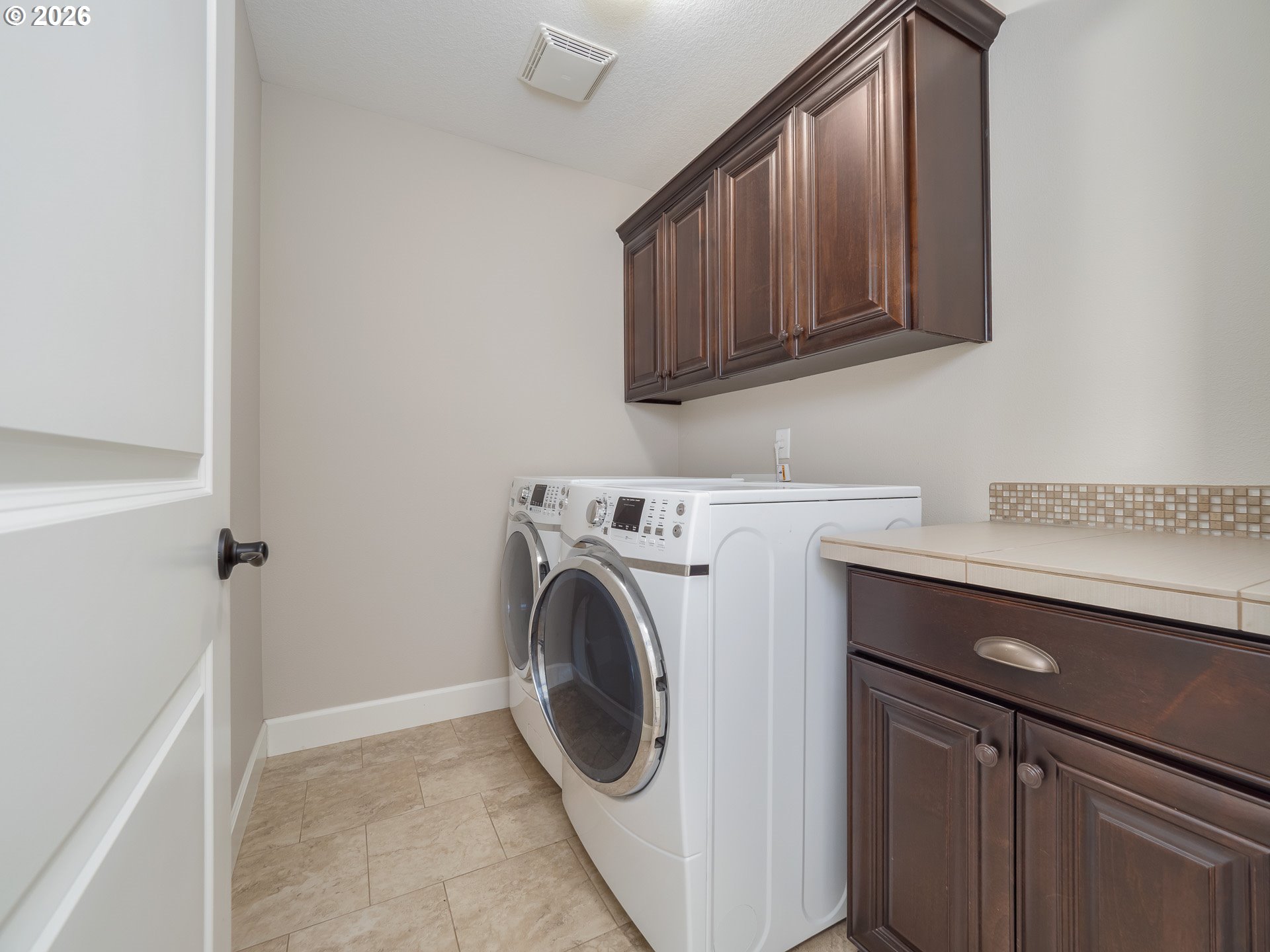5818 NW BANNISTER DR