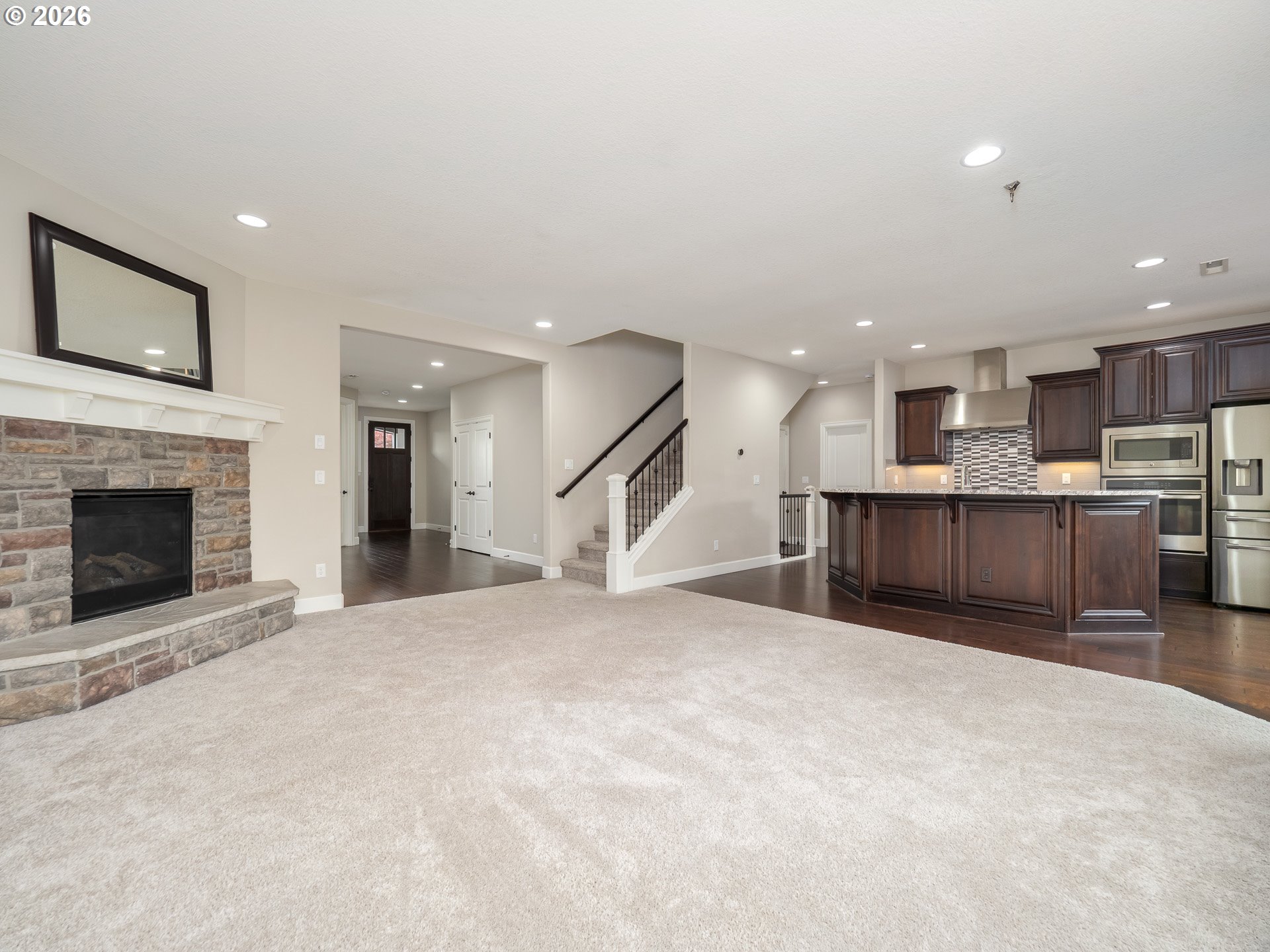 5818 NW BANNISTER DR