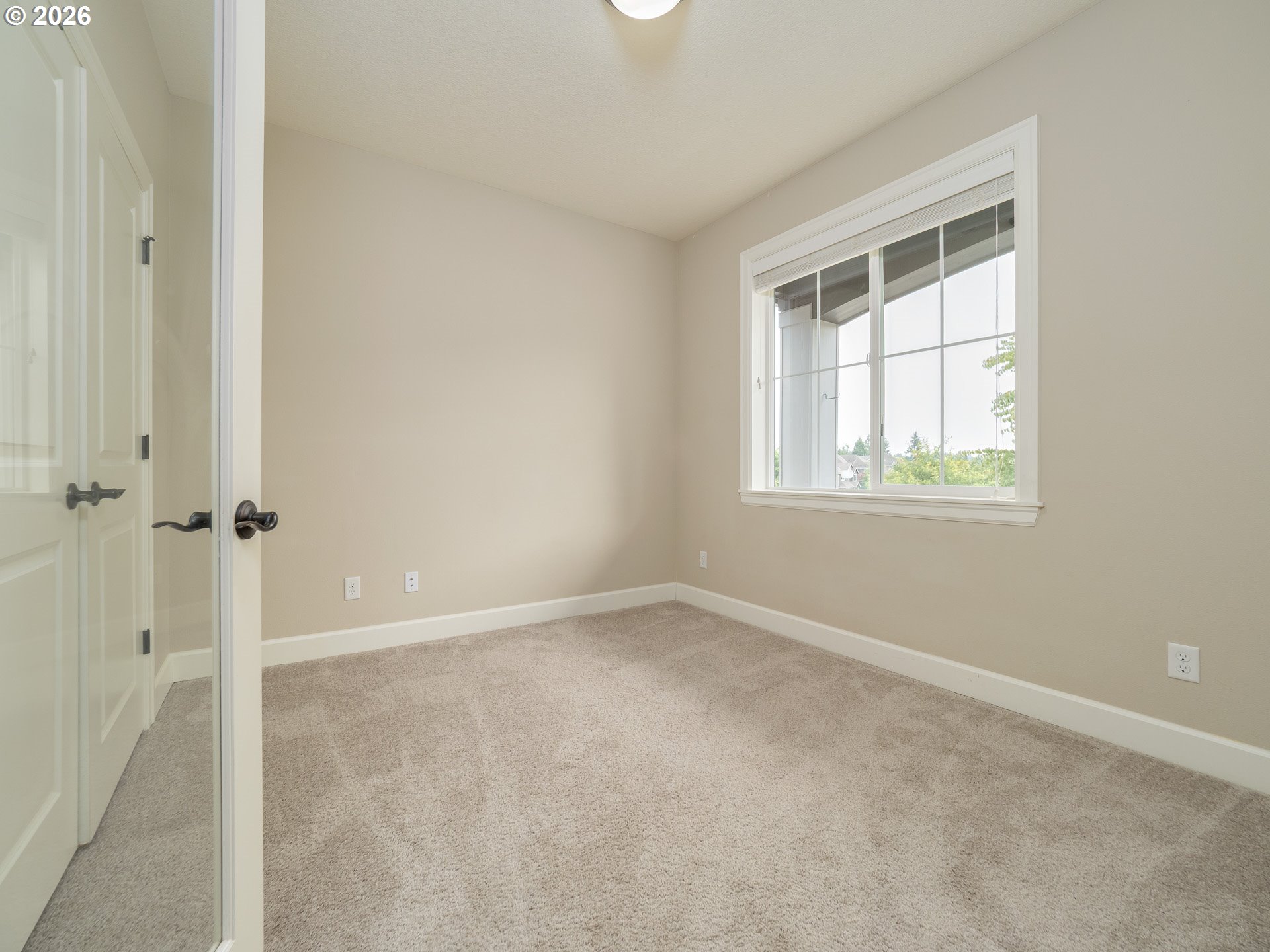 5818 NW BANNISTER DR