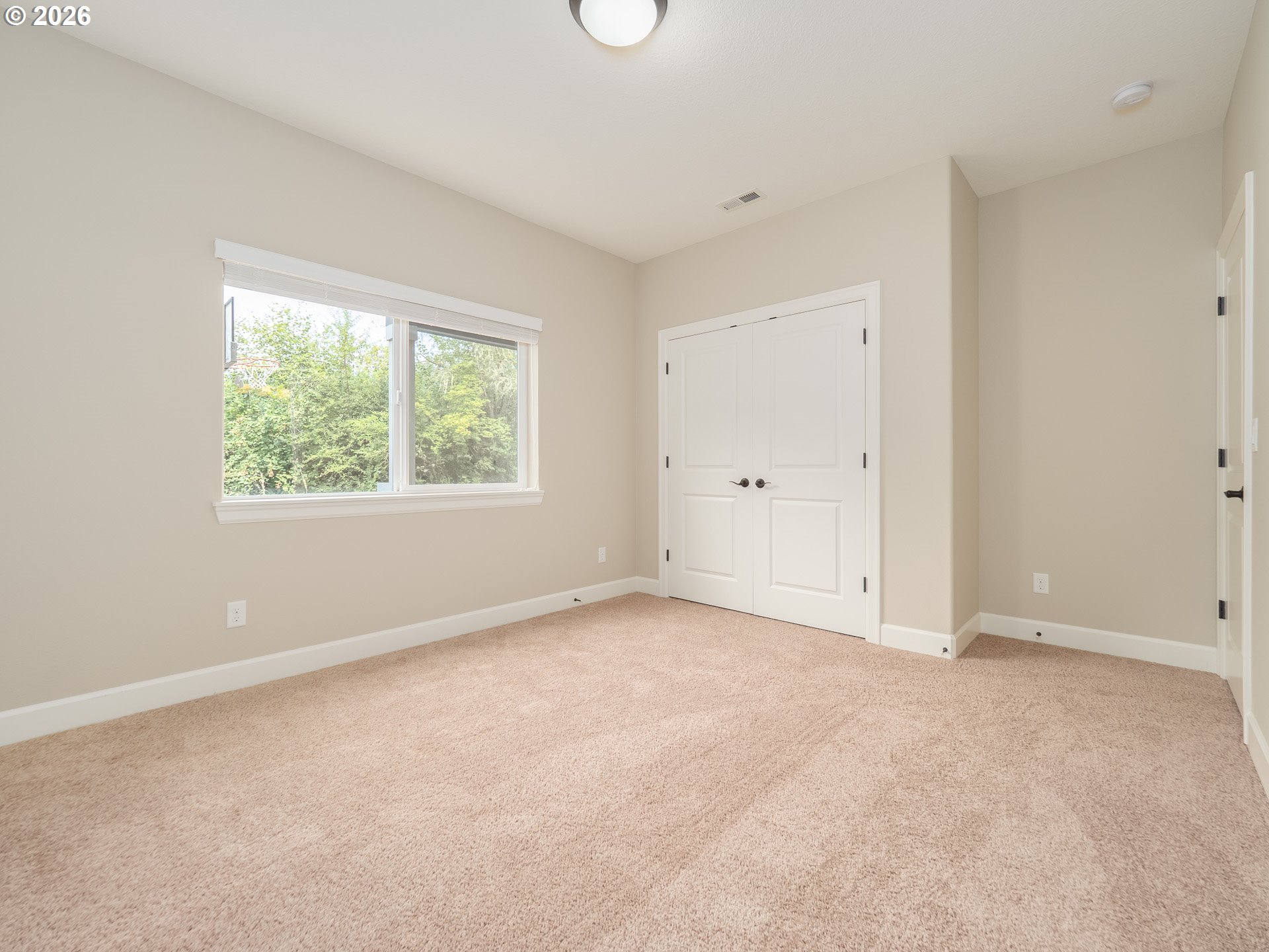 5818 NW BANNISTER DR