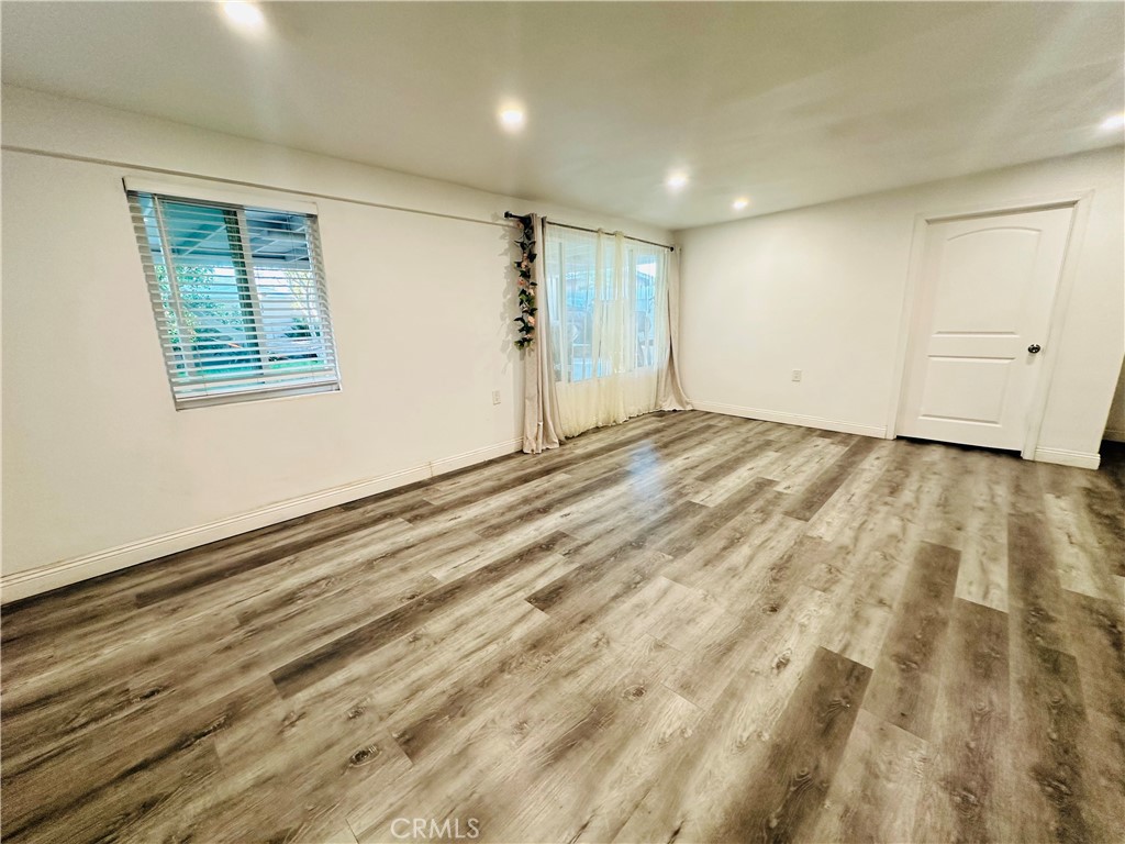 217 E 185th Street