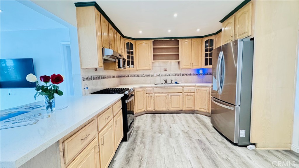 217 E 185th Street