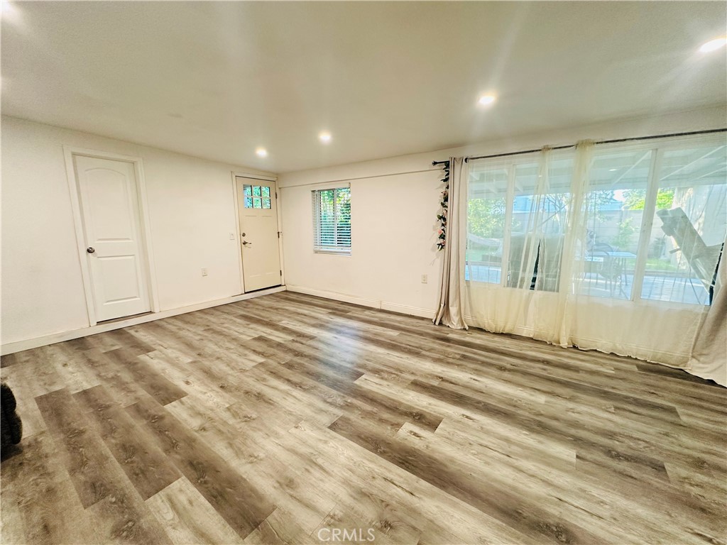 217 E 185th Street