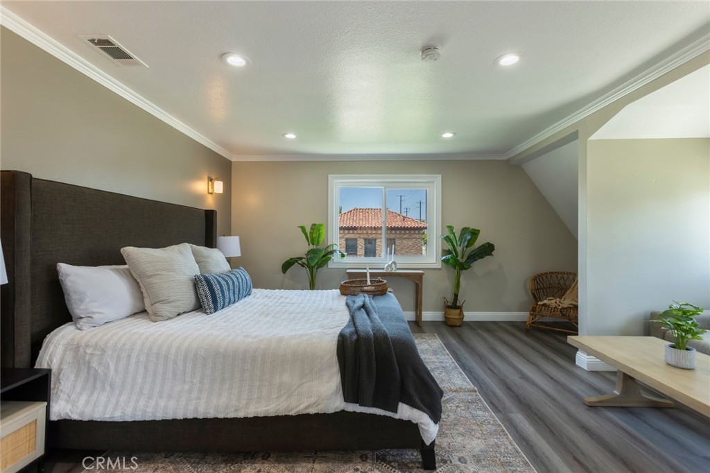 2306 255th Street