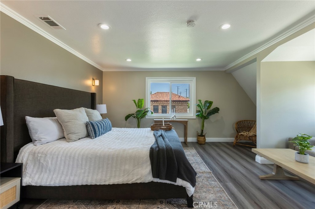 2306 255th Street