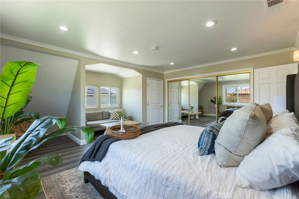 2306 255th Street