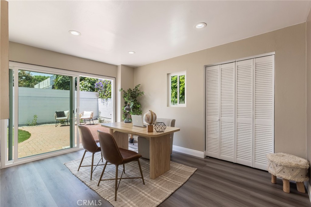 2306 255th Street