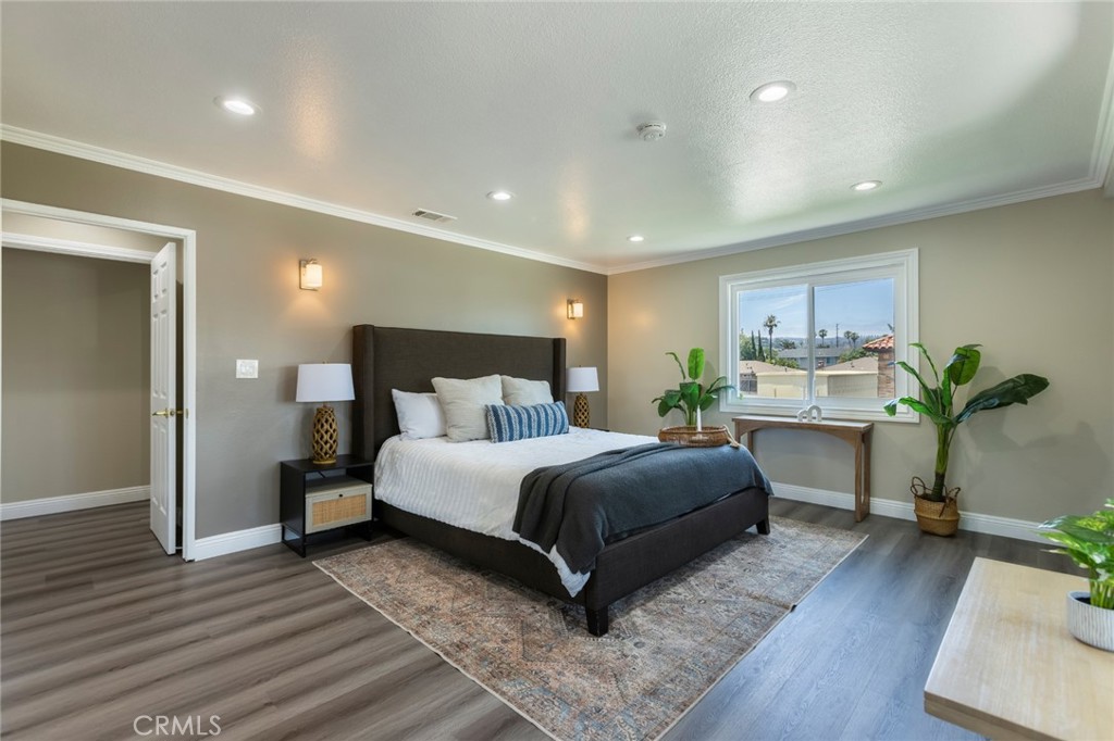 2306 255th Street