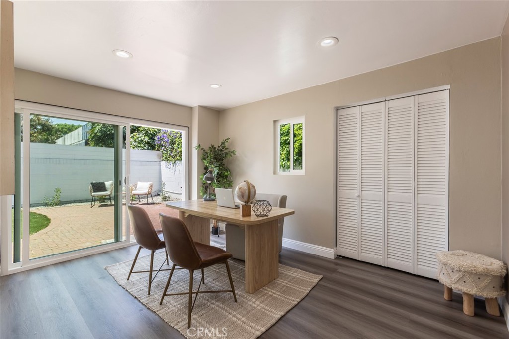 2306 255th Street