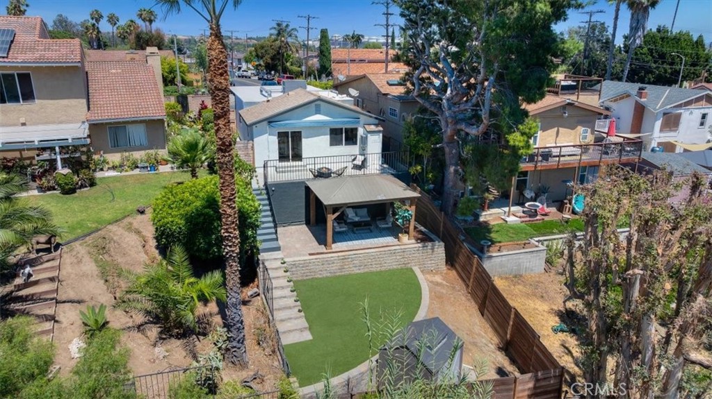 995 W Channel Street