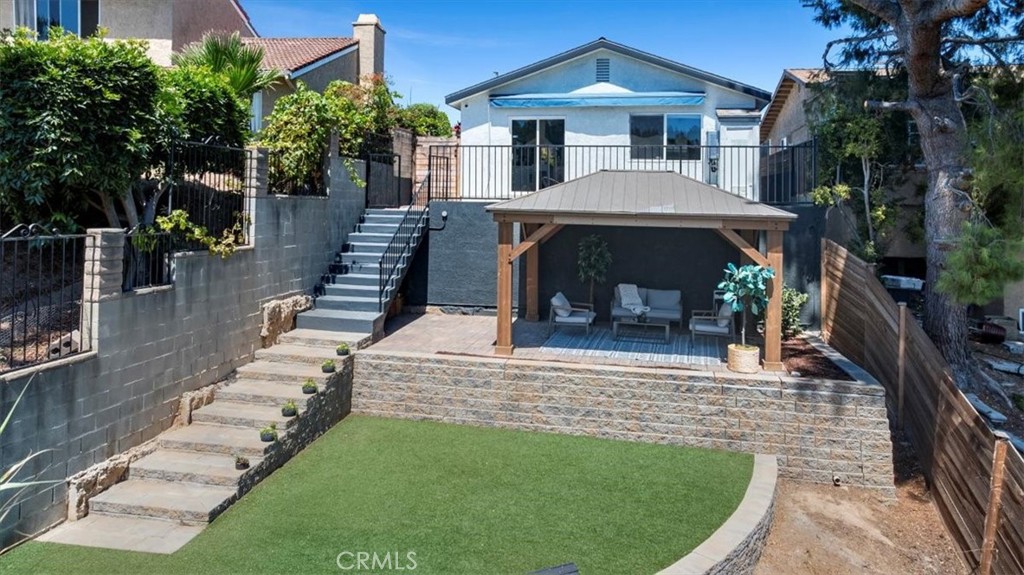 995 W Channel Street