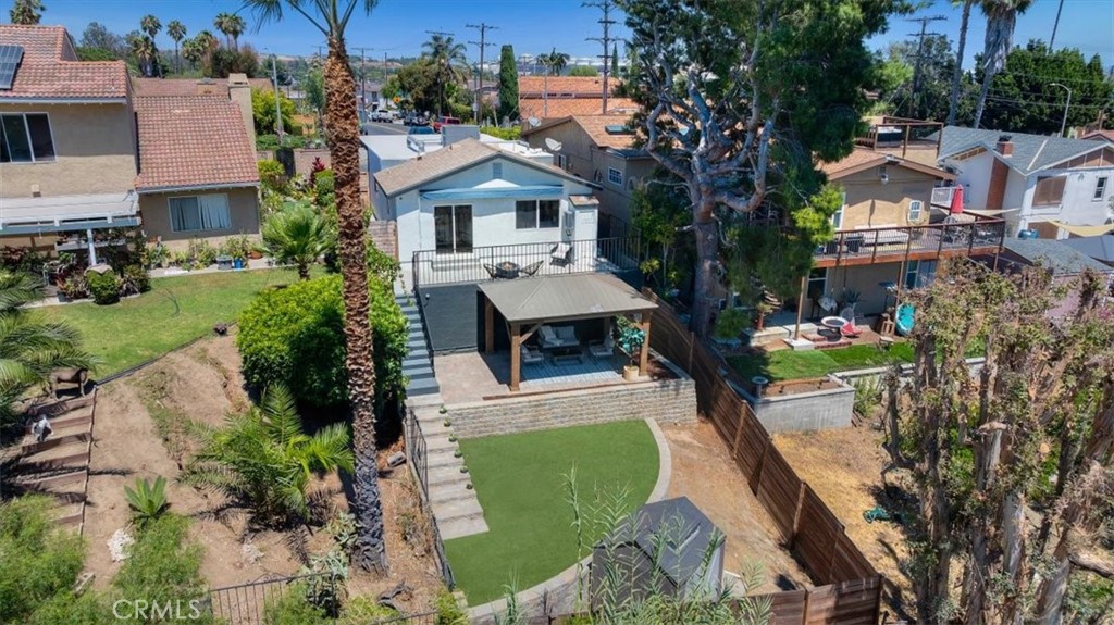 995 W Channel Street