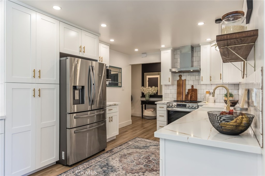 5700 Ravenspur Drive 307