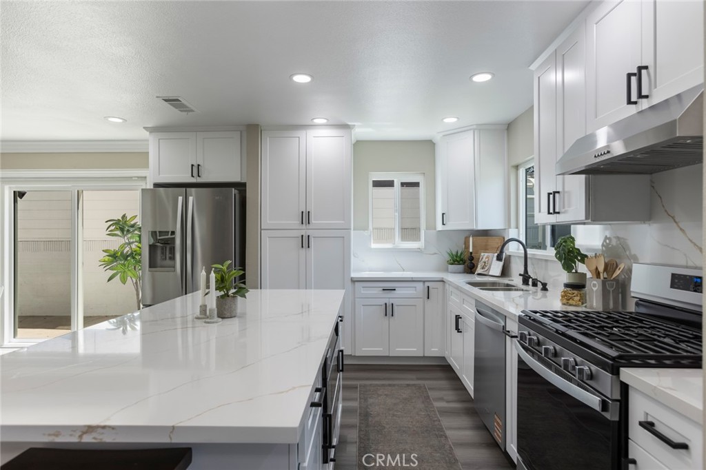 2306 255th Street